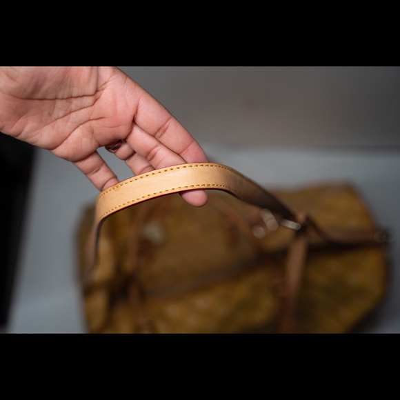 Dooney and Bourke Duffel Bag - Picture 8 of 14